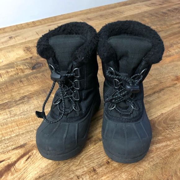 Kids winter boots